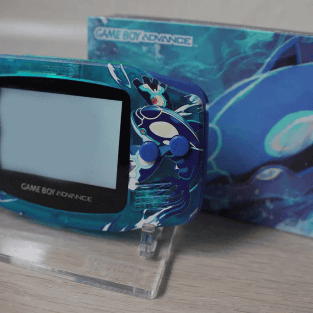 Kyogre-themed GBA IPS screen mod for enhanced handheld gaming experience, includes original box.