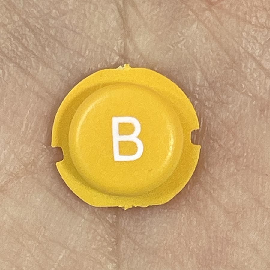 B-Button-for-New-Nintendo-3DS-XL-–-Yellow-Yellow-Set-–-Replacement-Button-–-Brand-New-1.jpg