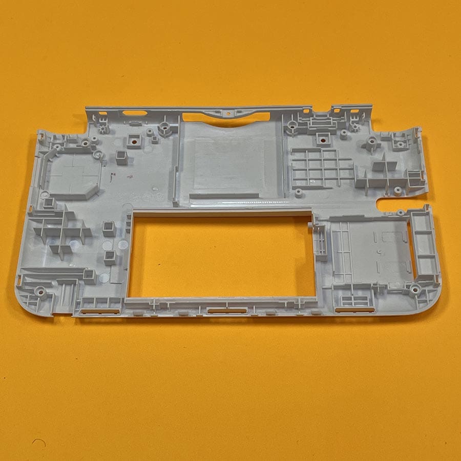 Alternative view of Back Frame for Nintendo 3DS XL – White – Brand New (Copy)