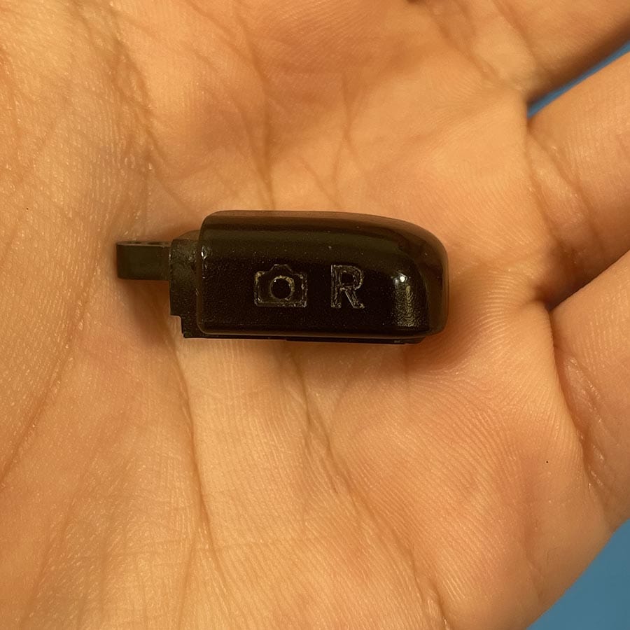 Black Right Shoulder Button (R) for Nintendo 3DS XL – Replacement Part