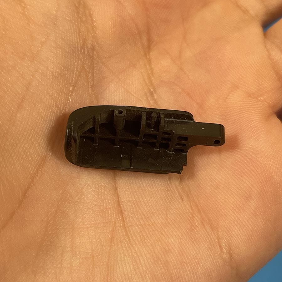 Alternative view of Black Right Shoulder Button (R) for Nintendo 3DS XL – Replacement Part