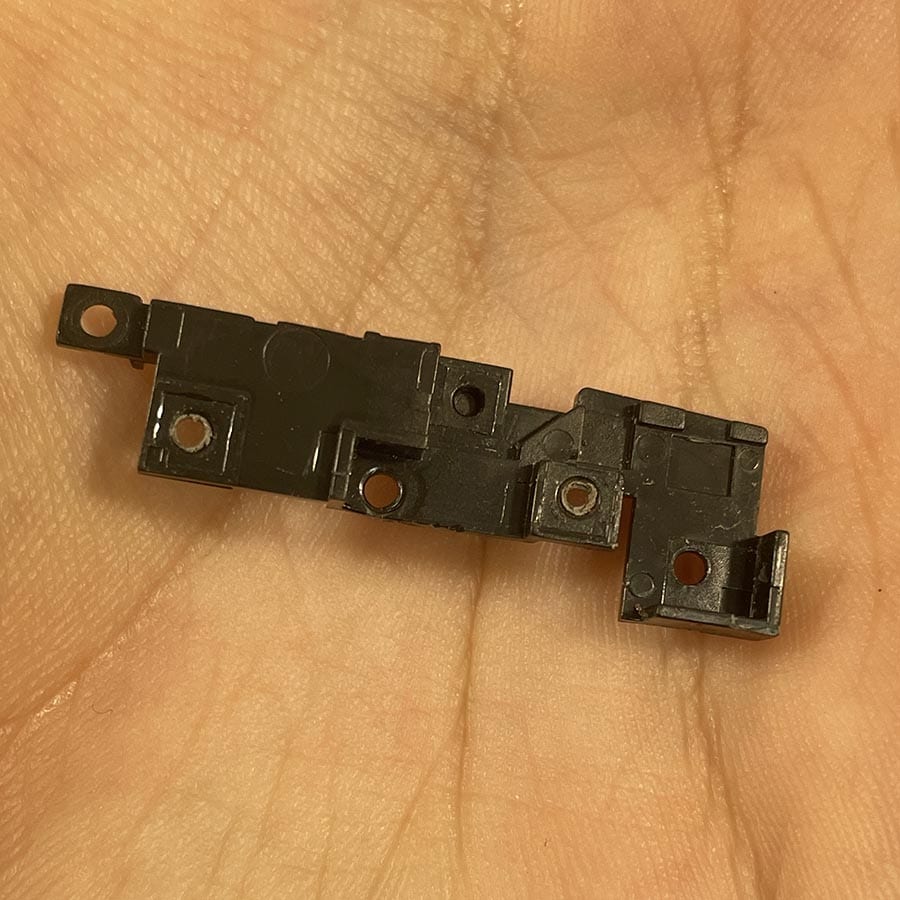 Alternative view of Left Shoulder Button Ribbon Lock for Nintendo 3DS – Replacement Clip