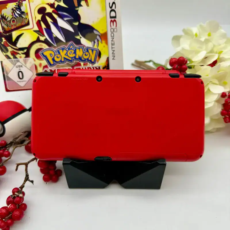 New-Nintendo-2DS-XL-–-Poke-Ball-Theme-6.webp