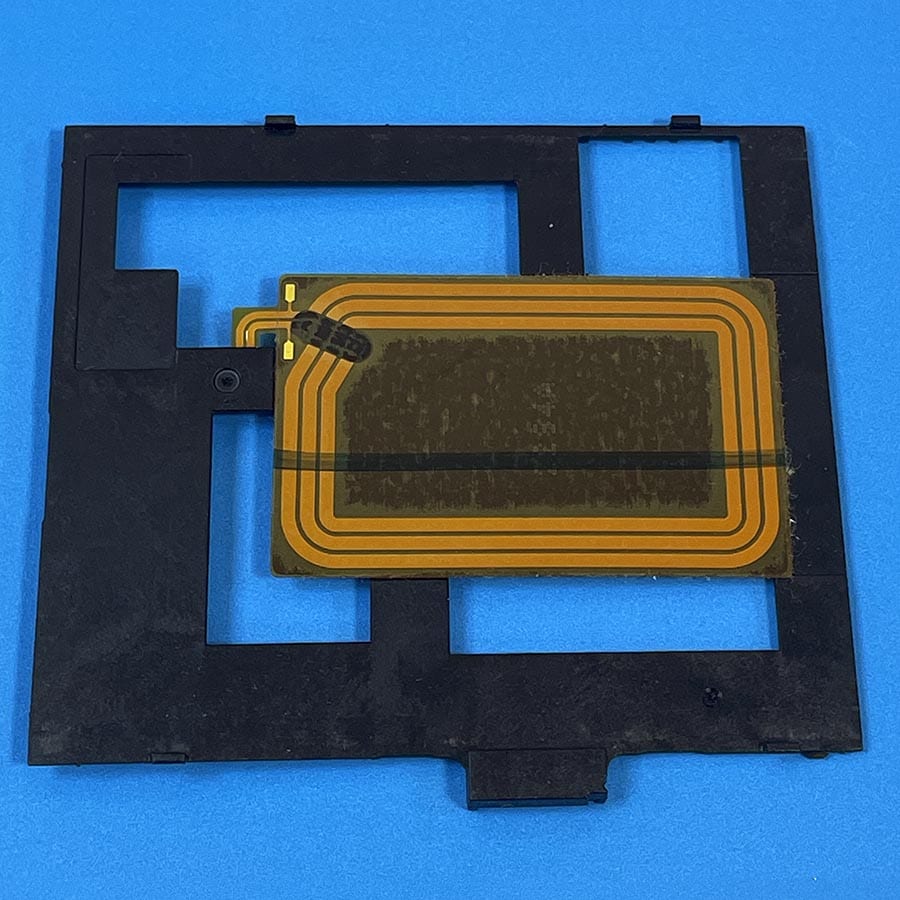 Plastic Bottom Screen Bracket + Gyroscope Chip for New Nintendo 3DS XL – Bottom Screen Mounting Frame