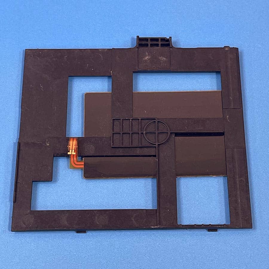 Alternative view of Plastic Bottom Screen Bracket + Gyroscope Chip for New Nintendo 3DS XL – Bottom Screen Mounting Frame