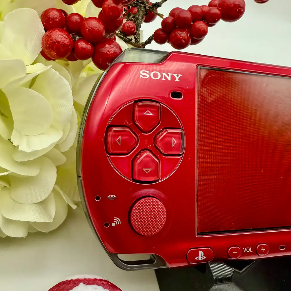 Red-PSP-3000-–-Slim-Bright-Model-Modded-Cleaned-Ready-to-Play-3.webp