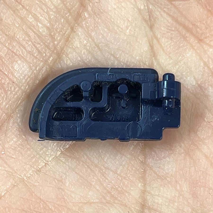 Alternative view of Right Shoulder Button for New Nintendo 3DS XL – Blue – Replacement R Button – Brand New