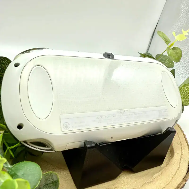 White-PlayStation-Vita-1000-–-OLED-Display-Modded-Cleaned-Ready-to-Play-5.webp