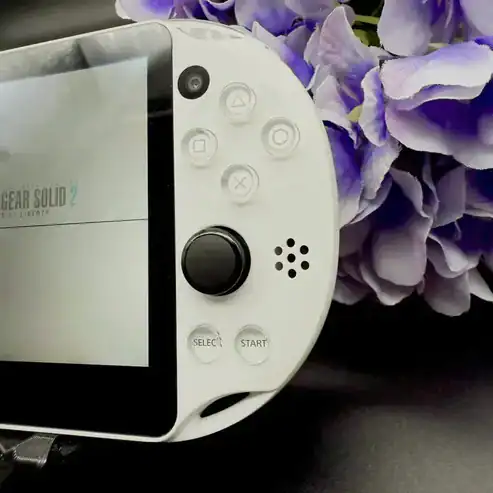 White-PlayStation-Vita-2000-–-Slim-Model-Modded-Cleaned-Ready-to-Play-3.webp