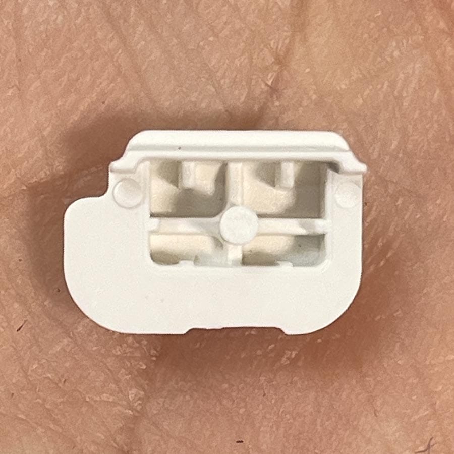 Alternative view of ZL Button for New Nintendo 3DS XL – White – Replacement Button – Brand New