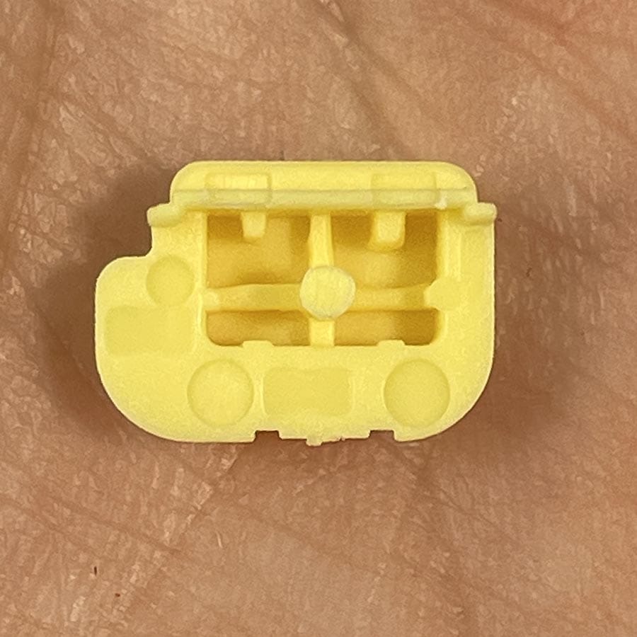 Alternative view of ZL Button for New Nintendo 3DS XL – Yellow – Replacement Button – Brand New (3rd Party)