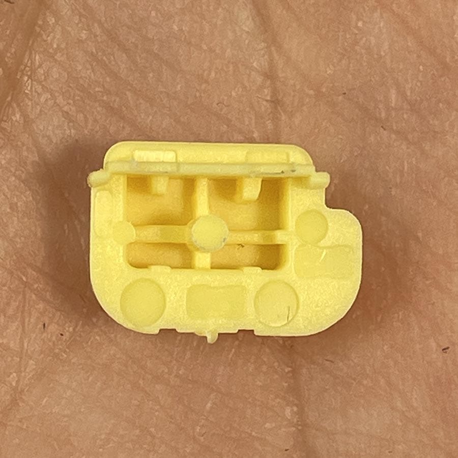 Alternative view of ZR Button for New Nintendo 3DS XL – Yellow – Replacement Button – Brand New (3rd Party)