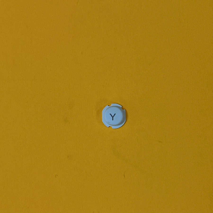 White Y button replacement part for Nintendo 3DS XL from RedProClub.